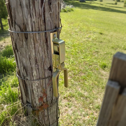 Instant Locking Gate Latch – Prevents Cattle, Sheep & Horses From Escaping
