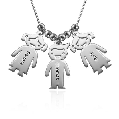 Léa Family Name Necklace 👪